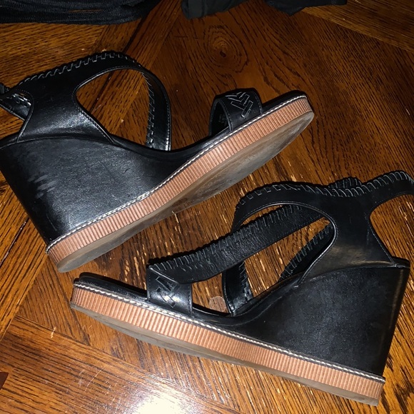 Vince Camuto shoes - Picture 5 of 5